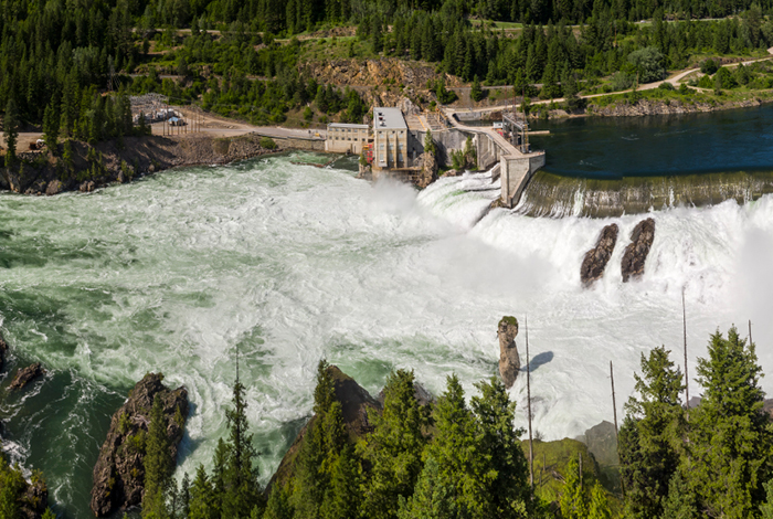 The Lower Bonnington Dam, one of the oldest dams along the Kootenay River.