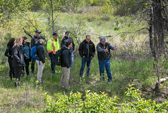 Bert William, senior archeological consultant for St'uxwtéws (Bonaparte First Nation), leading a session on the history of the Interior Plateau