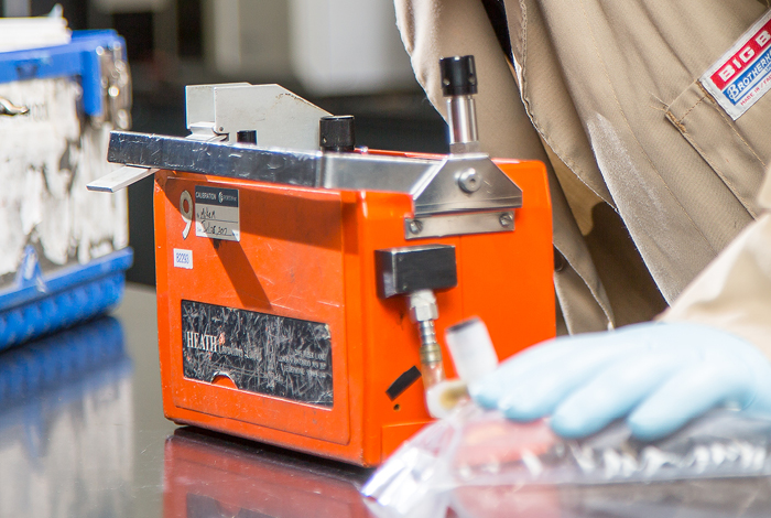 A natural gas odourator used by laboratory technologists to smell test mercaptan levels.