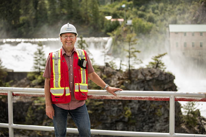 Steve in front of Dam