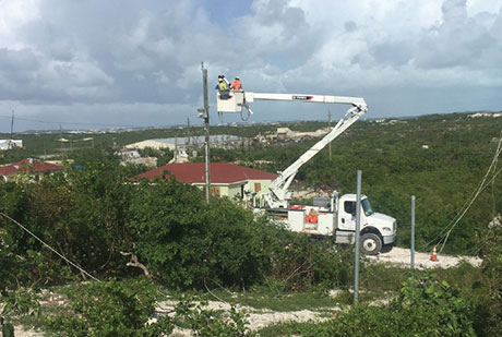 17-294_blog-inline_FBC_IrmaReliefCrew_Oct23-8